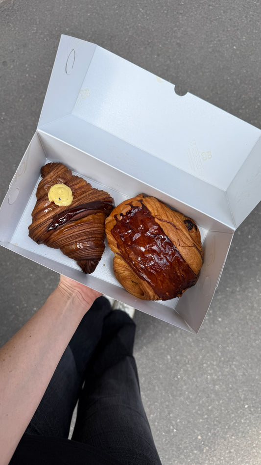 Croissant alla crema + Pain au Chocolat